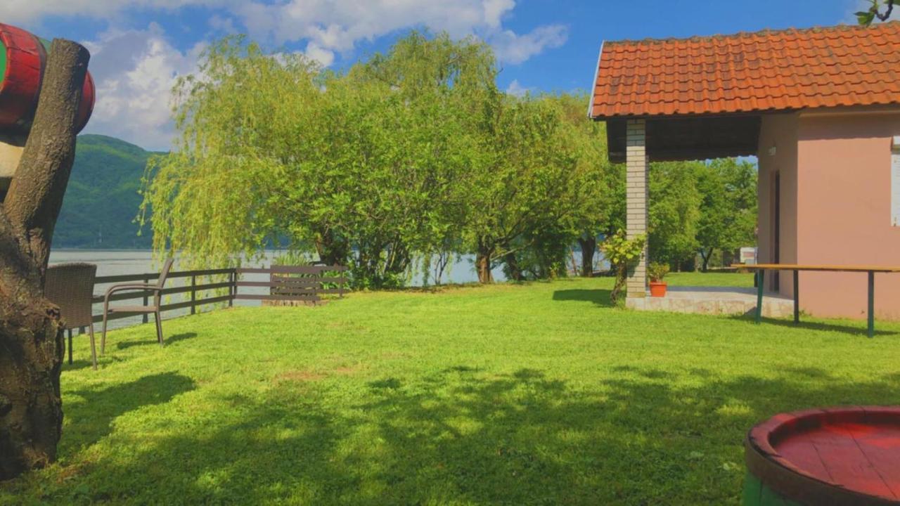 Dedin raj Villa Golubac Buitenkant foto