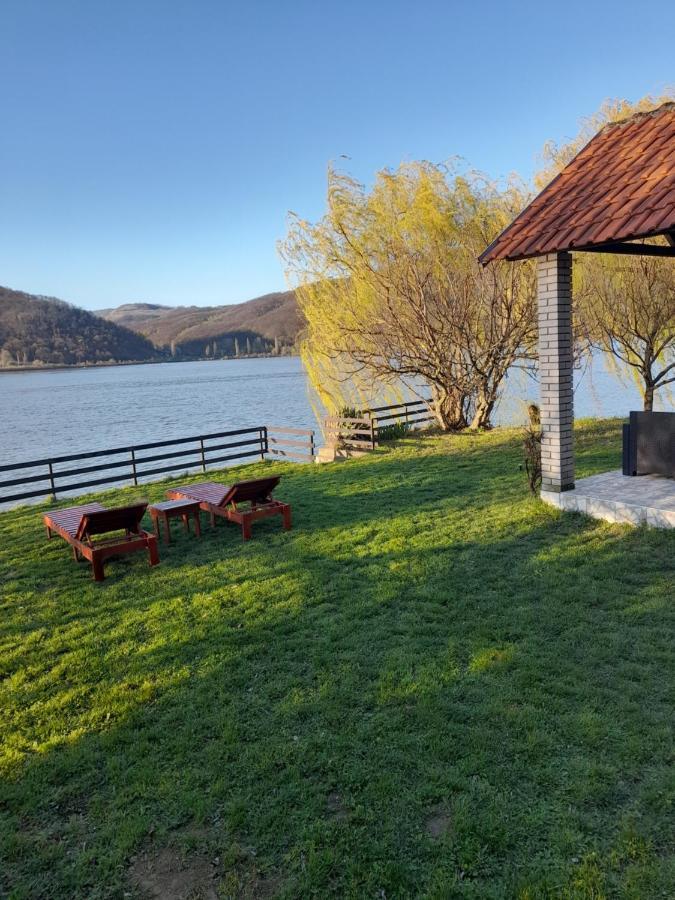 Dedin raj Villa Golubac Buitenkant foto